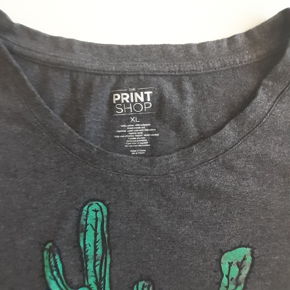 SOLD! Cactus "Can't Touch This" T-Shirt - Picture 3 of 4